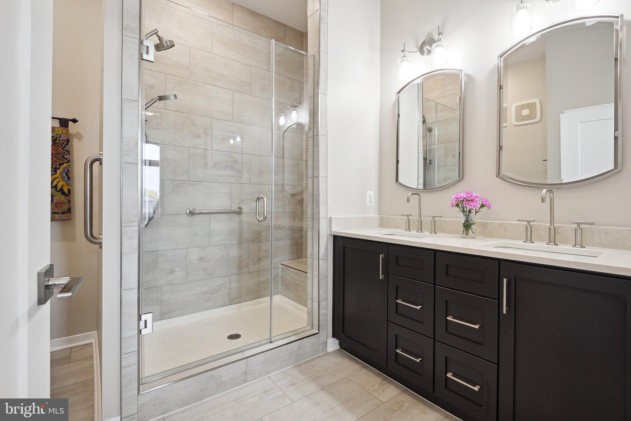 4 Stationmaster St SE #404