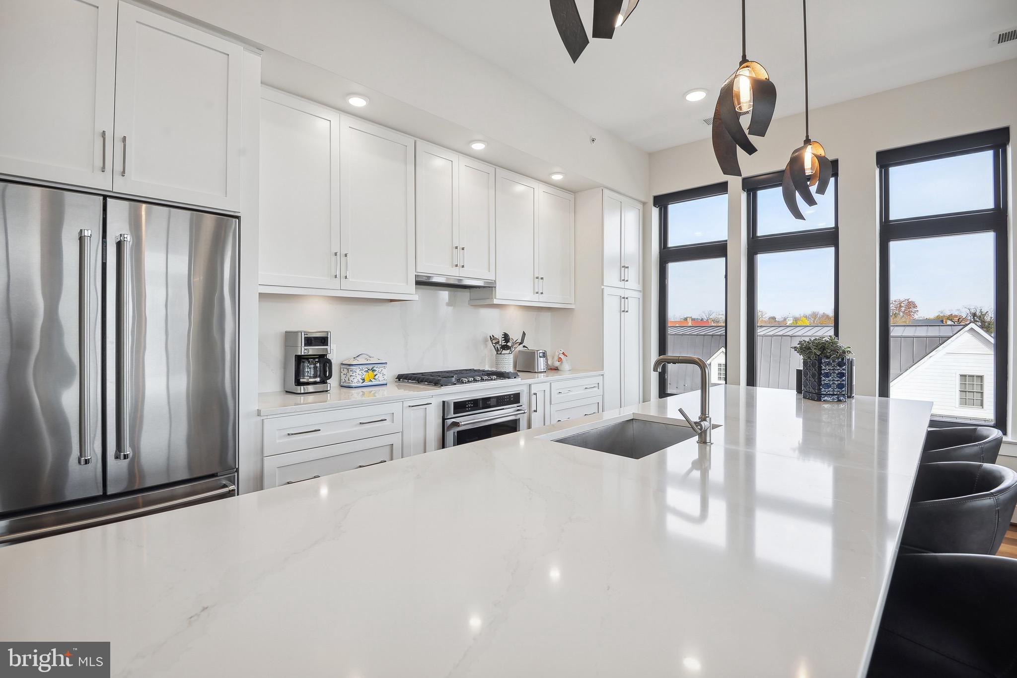 4 Stationmaster St SE #404