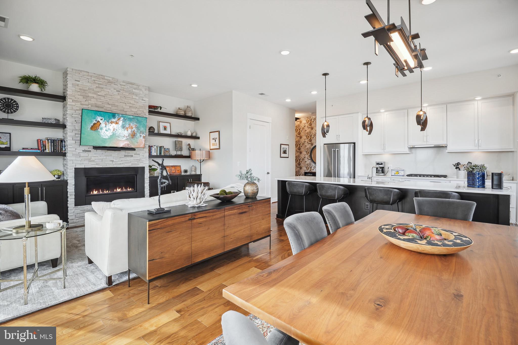 4 Stationmaster St SE #404