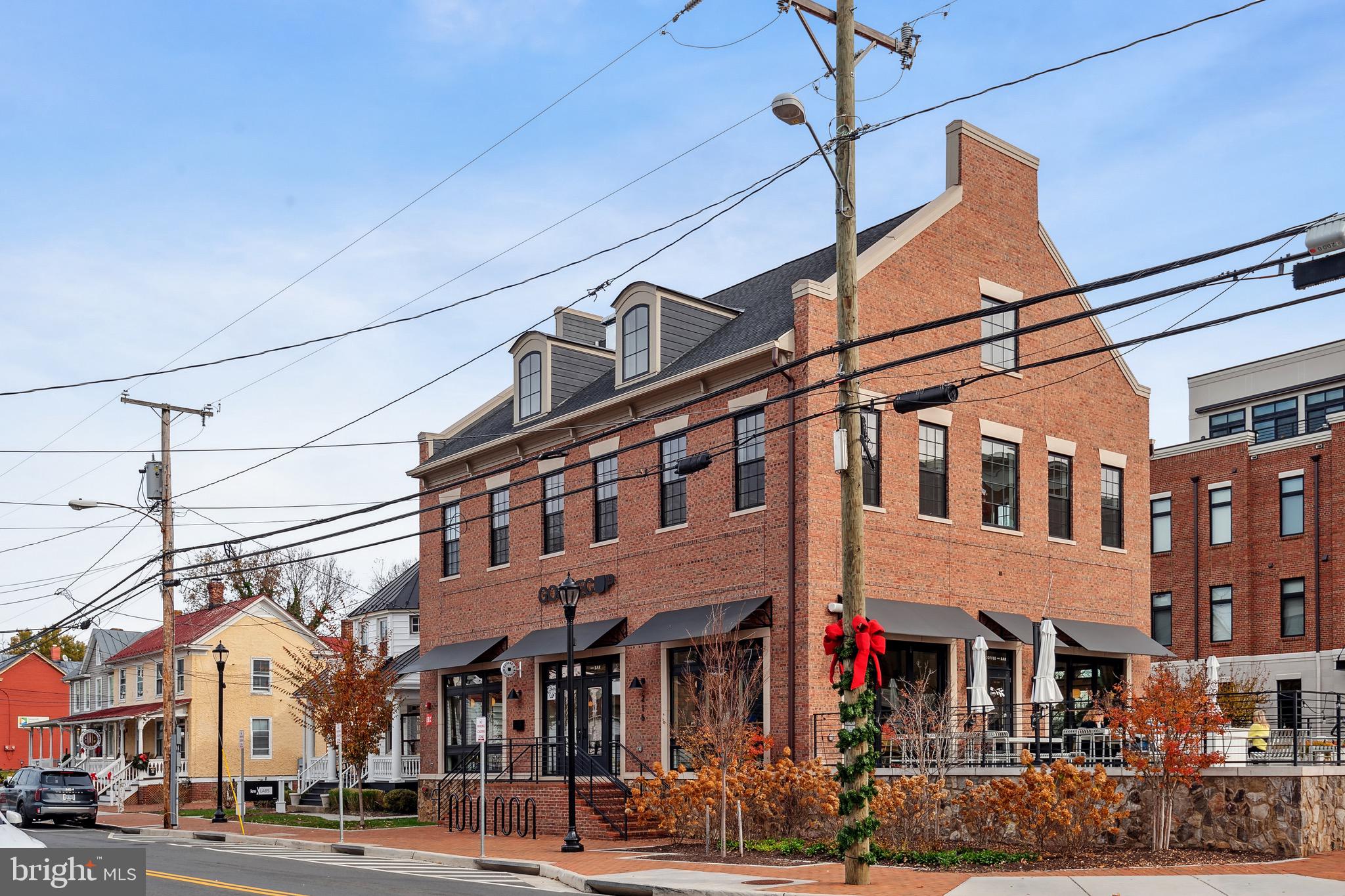 4 Stationmaster St SE #404