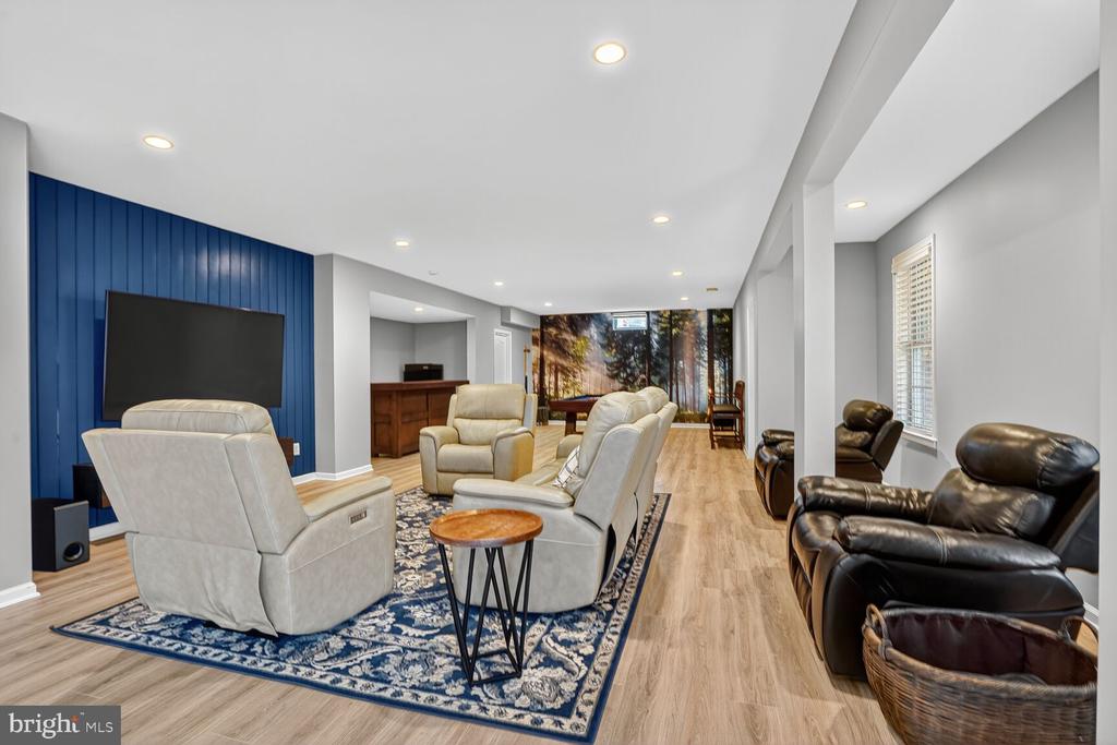 41381 LADYBUG COURT