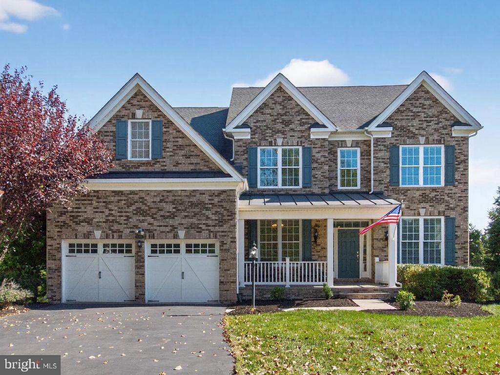 41381 LADYBUG COURT