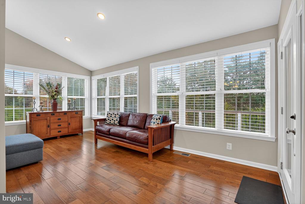 41381 LADYBUG COURT