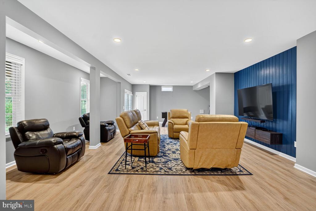 41381 LADYBUG COURT