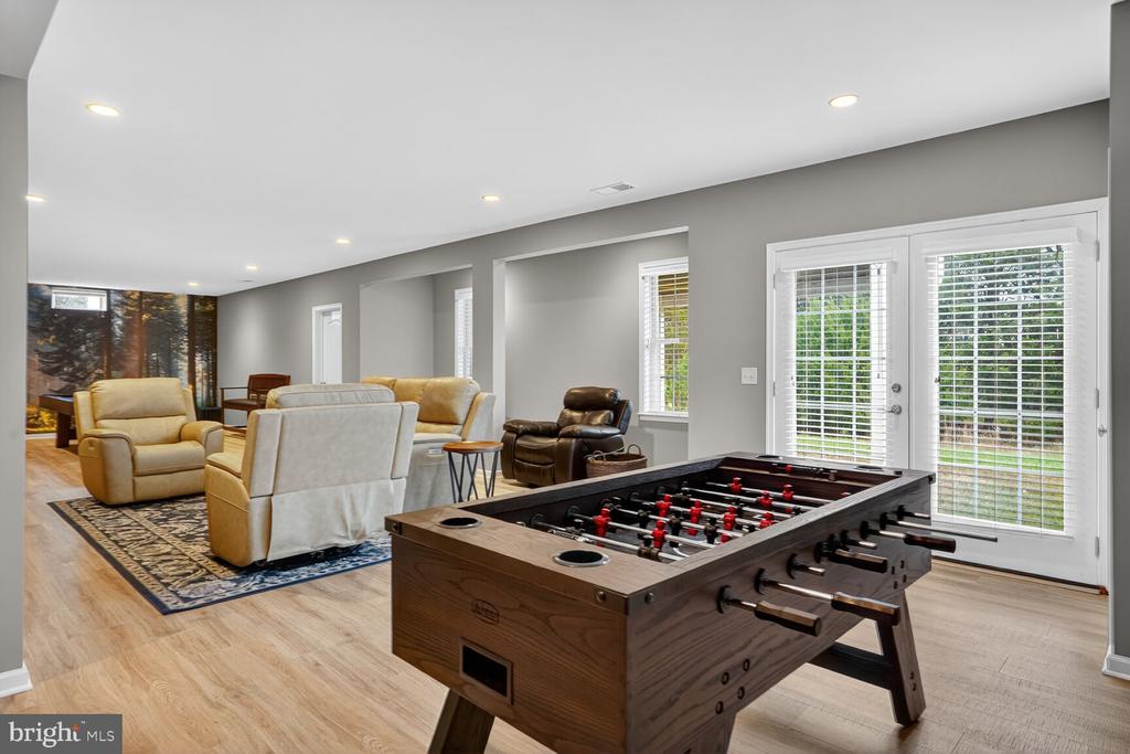 41381 LADYBUG COURT