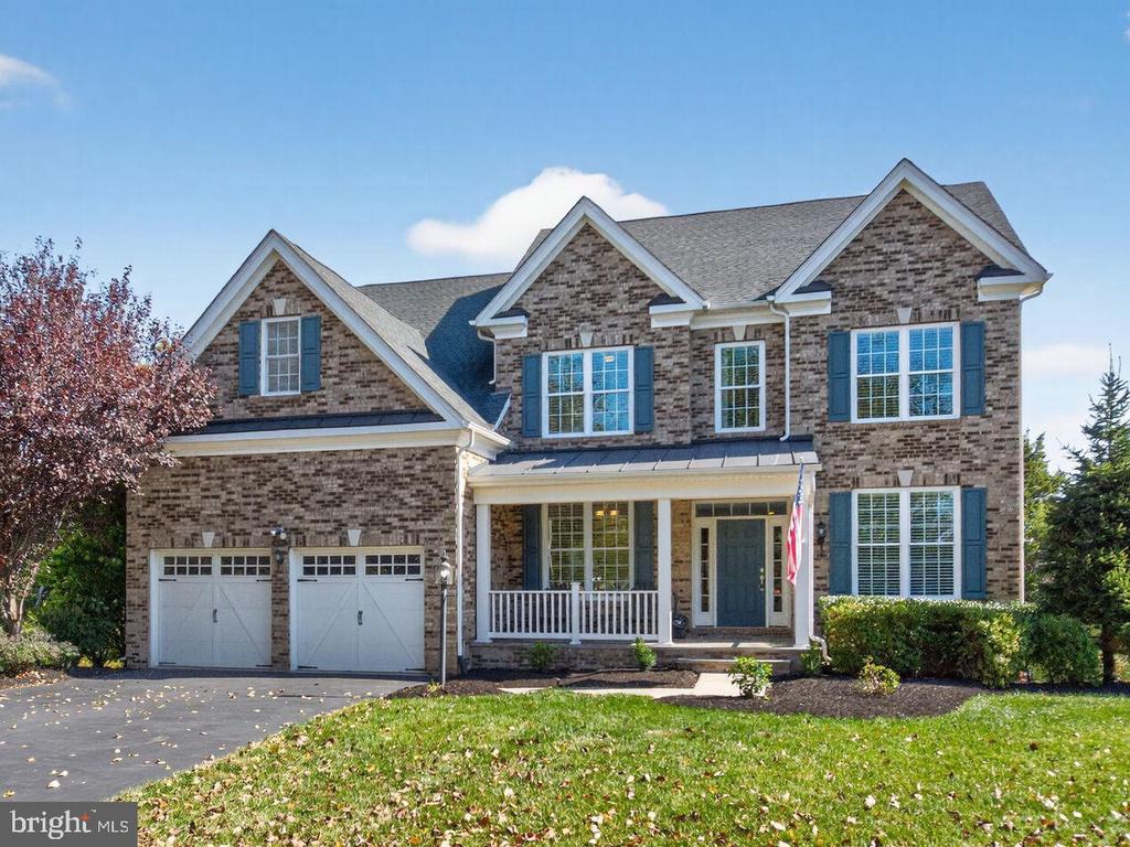 41381 LADYBUG COURT