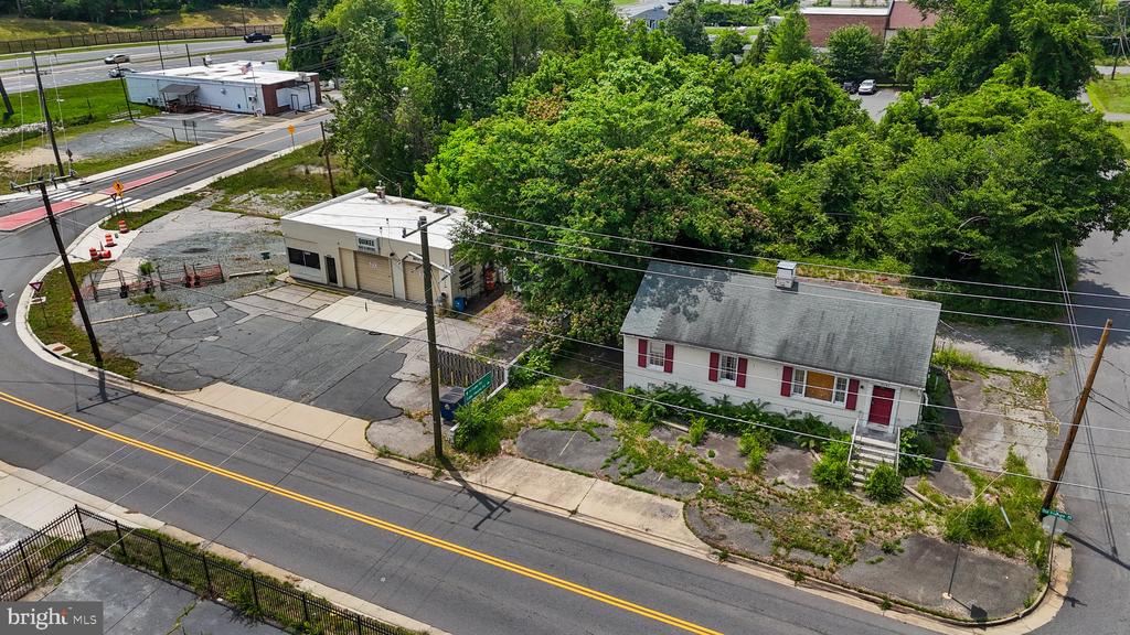 18704 OLD TRIANGLE ROAD