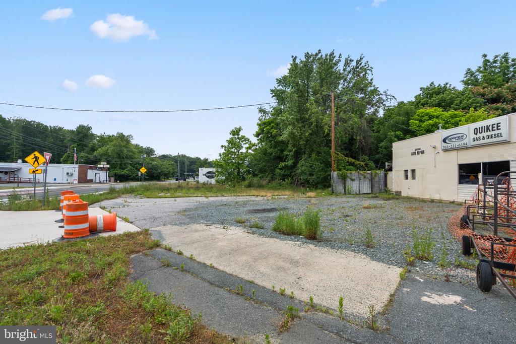 18704 OLD TRIANGLE ROAD