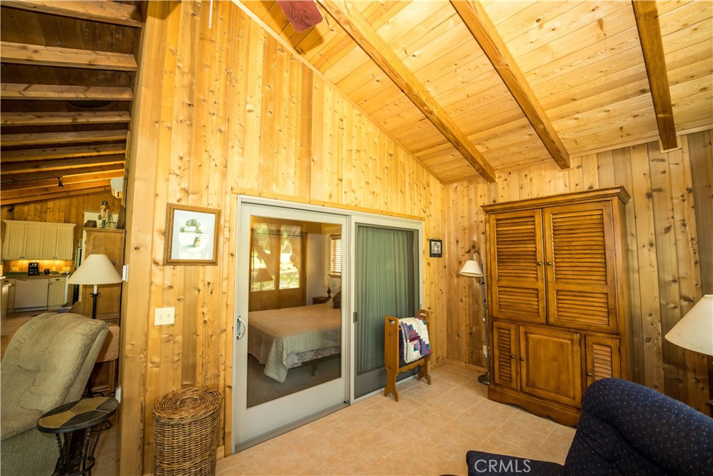 11011 26 S Shore Drive