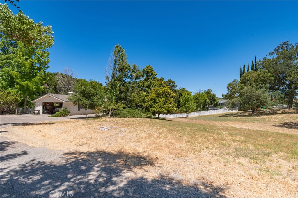 8900 Pino Solo Avenue