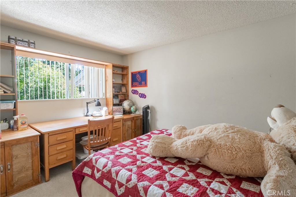 8900 Pino Solo Avenue