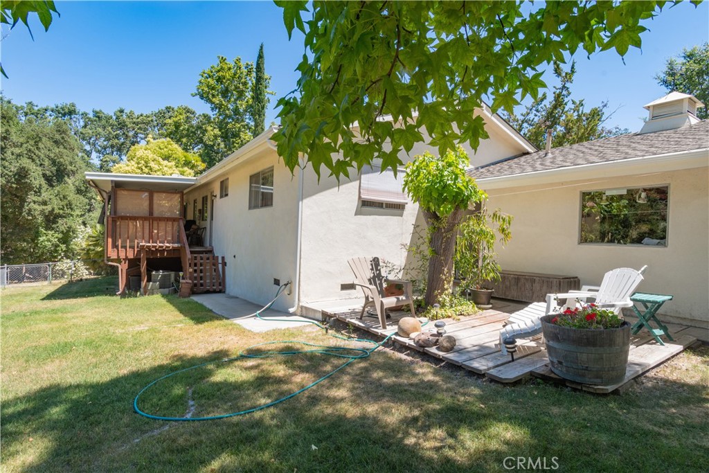 8900 Pino Solo Avenue