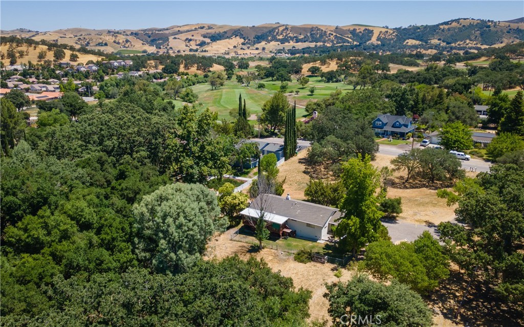 8900 Pino Solo Avenue