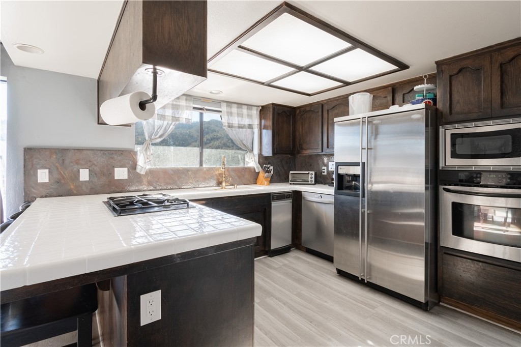 5058 Meadow Lark Lane