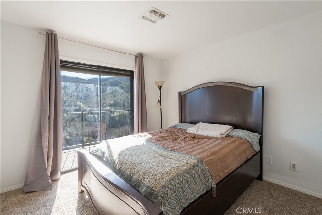 5058 Meadow Lark Lane