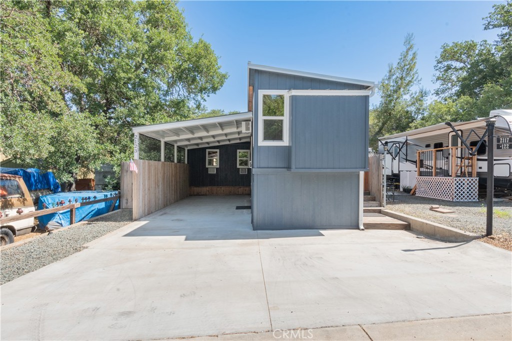 2123 Yellow Feather Lane