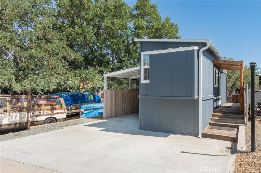 2123 Yellow Feather Lane