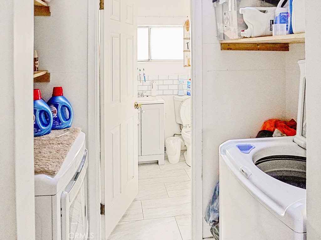 9635 Carmelita Avenue