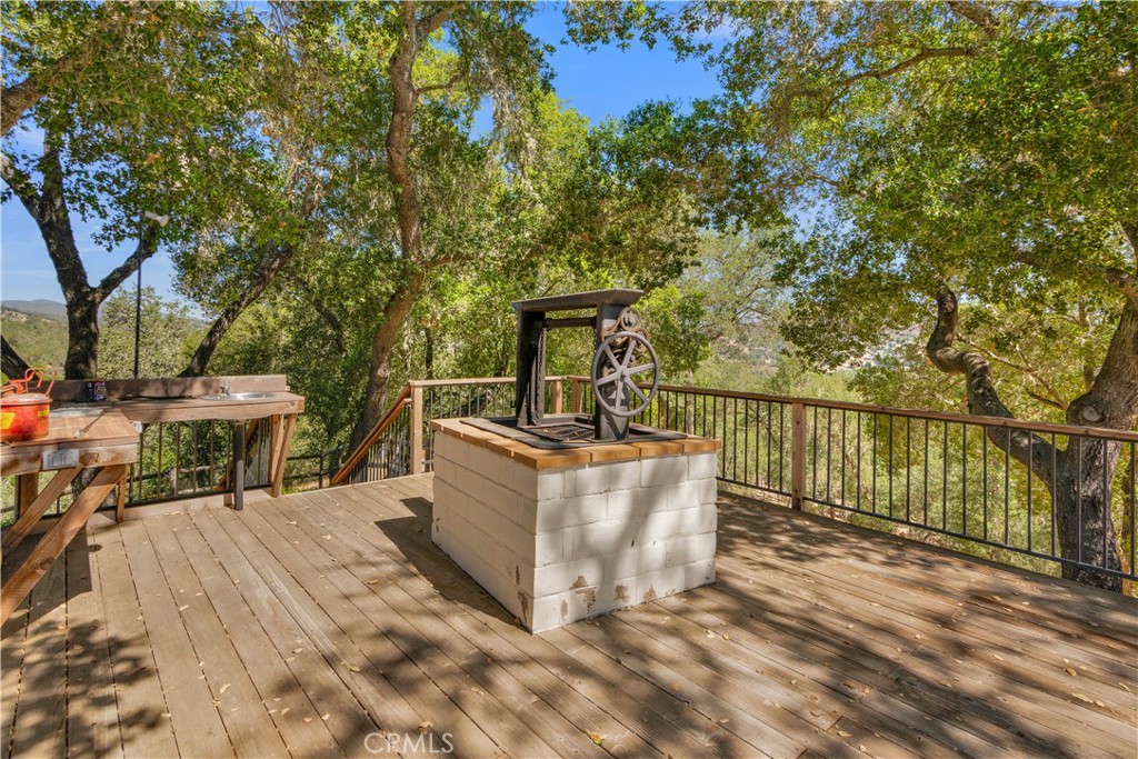 4595 Telford Road