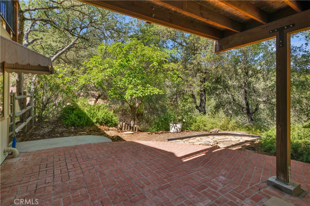 4595 Telford Road
