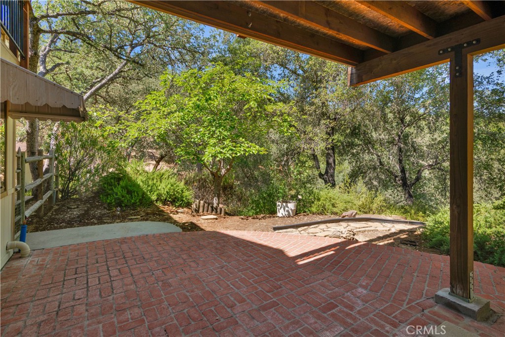 4595 Telford Road
