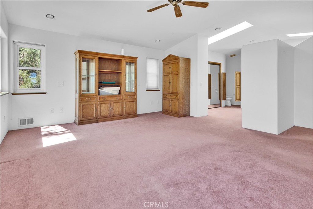 4595 Telford Road