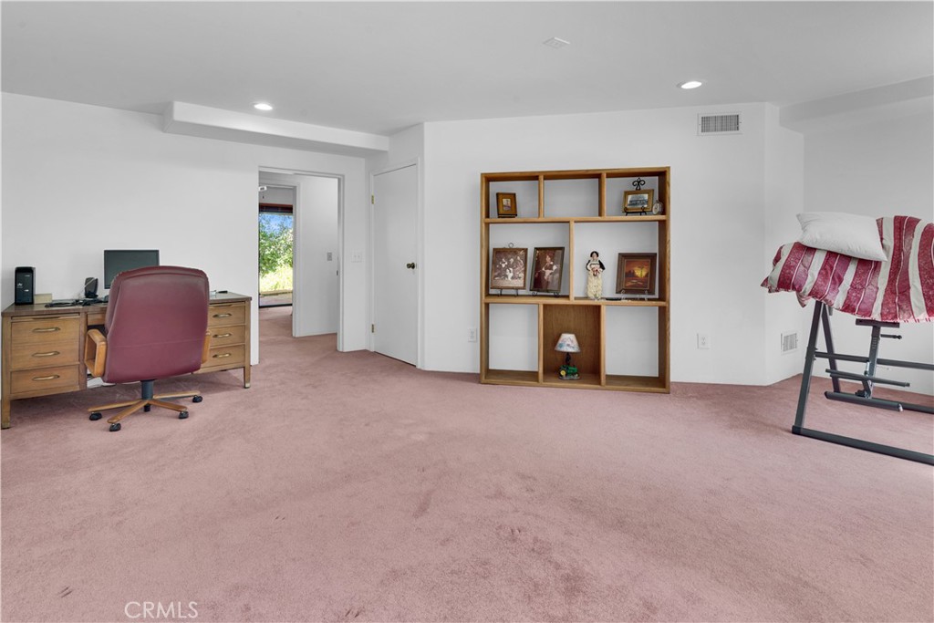 4595 Telford Road
