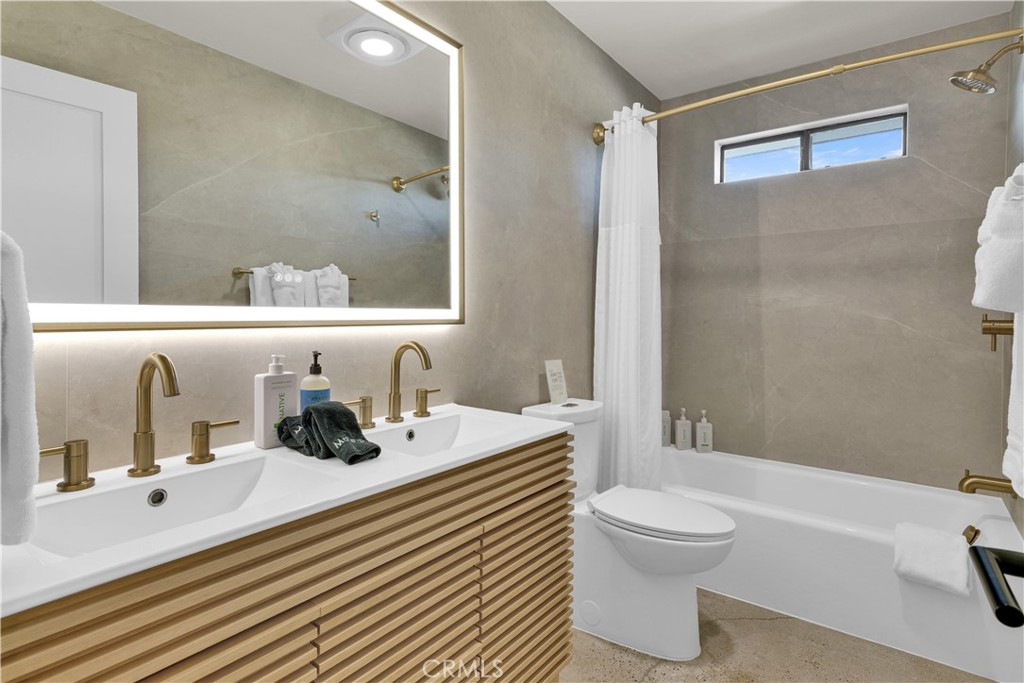 7090 Rancho Verano Place