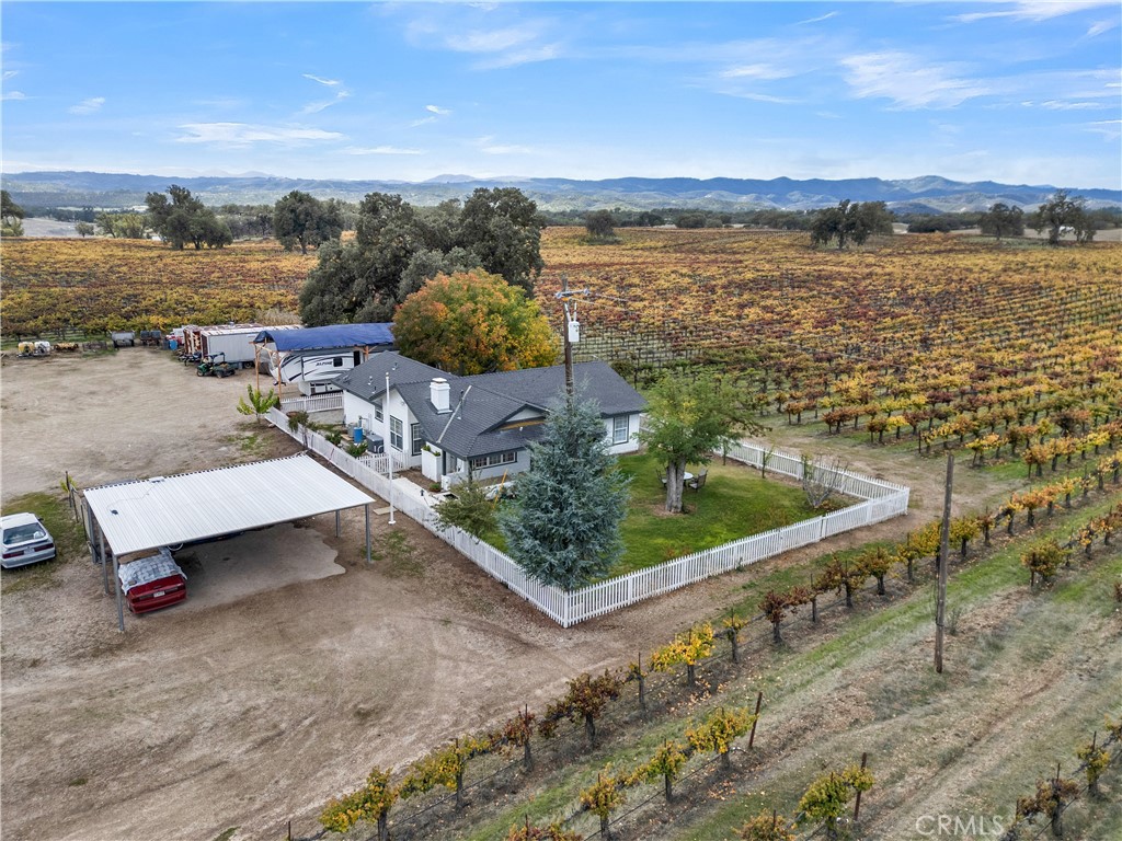 53500 Bradley Lockwood