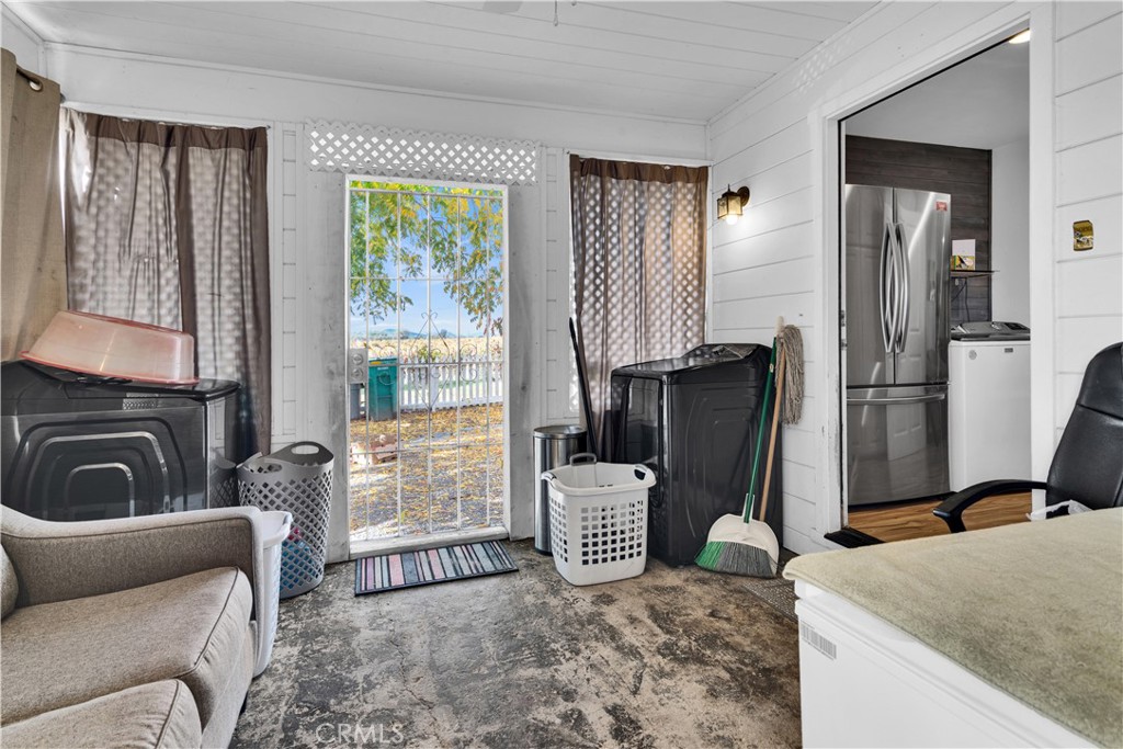 53500 Bradley Lockwood