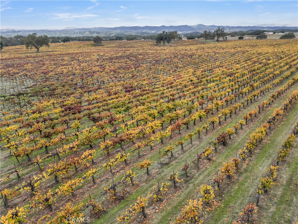 53500 Bradley Lockwood