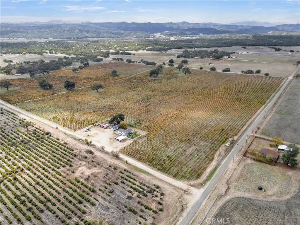 53500 Bradley Lockwood