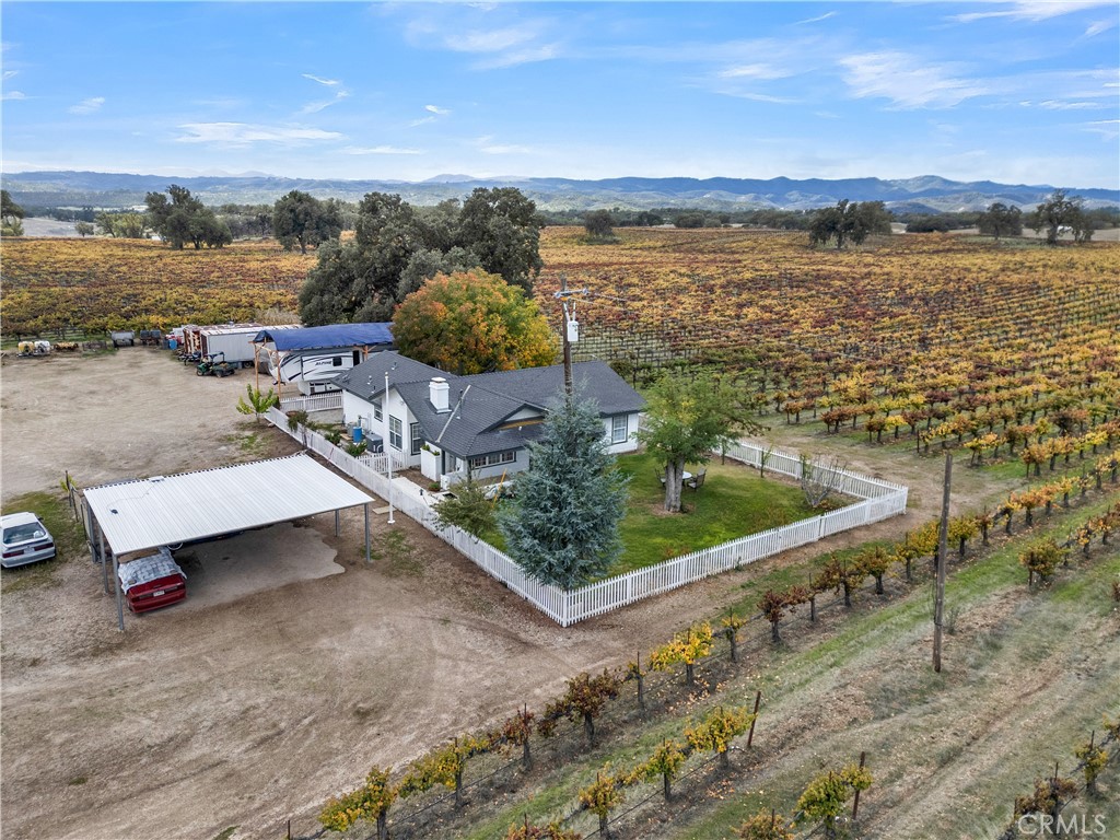 53500 Bradley Lockwood