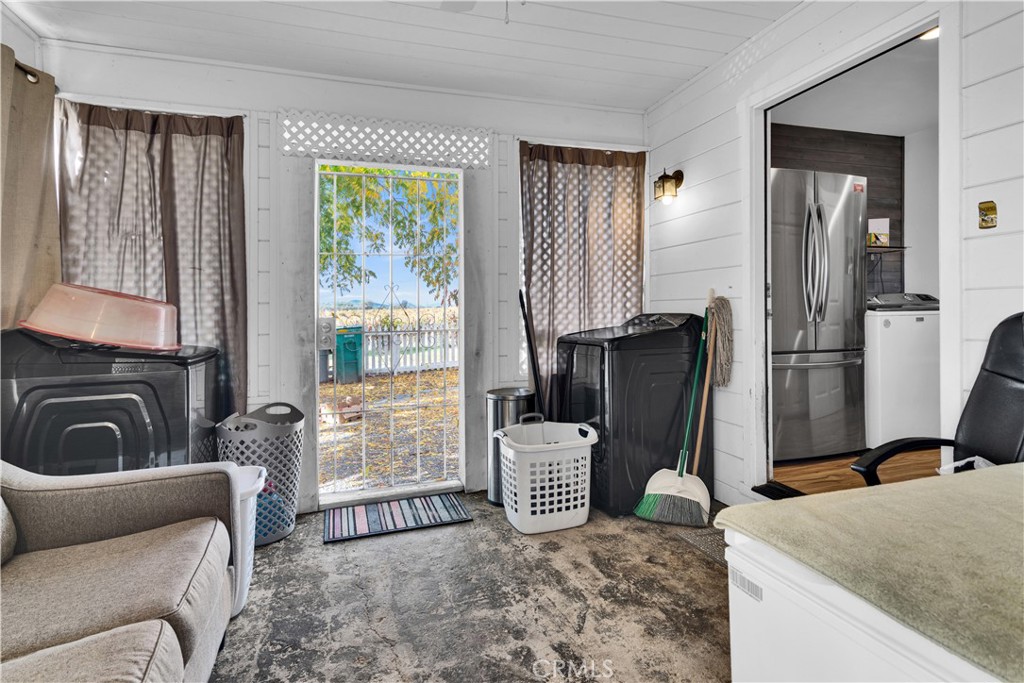 53500 Bradley Lockwood