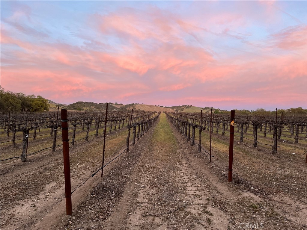 53600 Bradley Lockwood