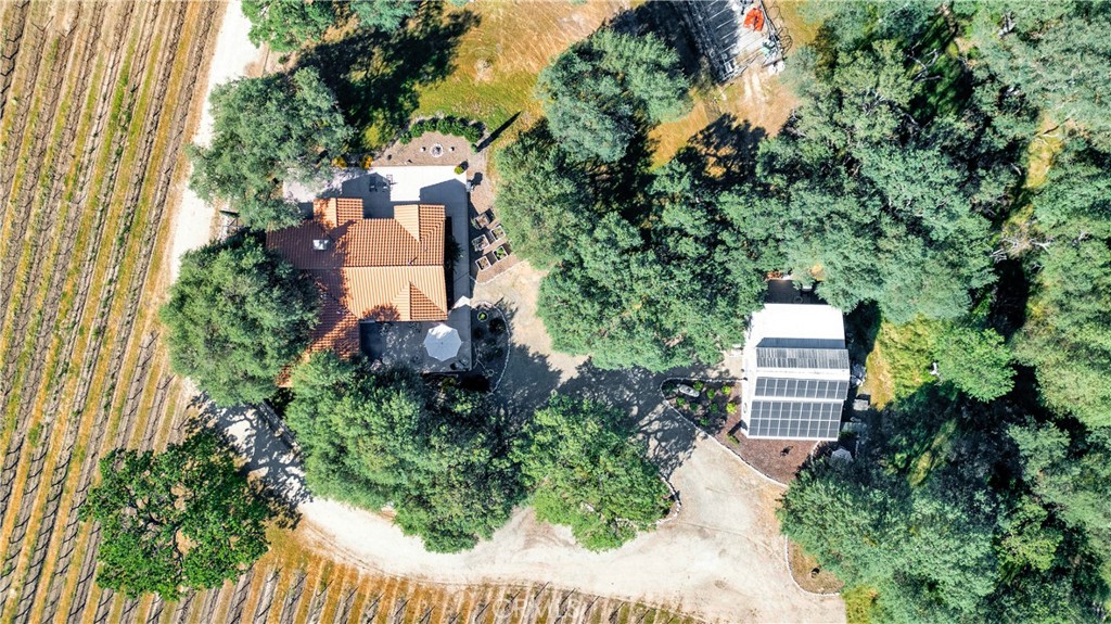 53600 Bradley Lockwood