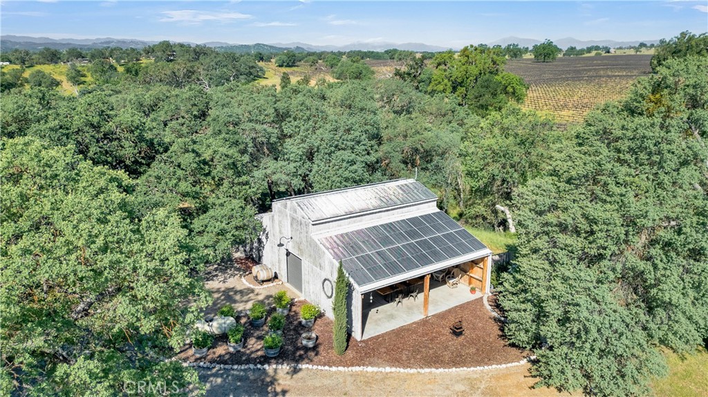 53600 Bradley Lockwood