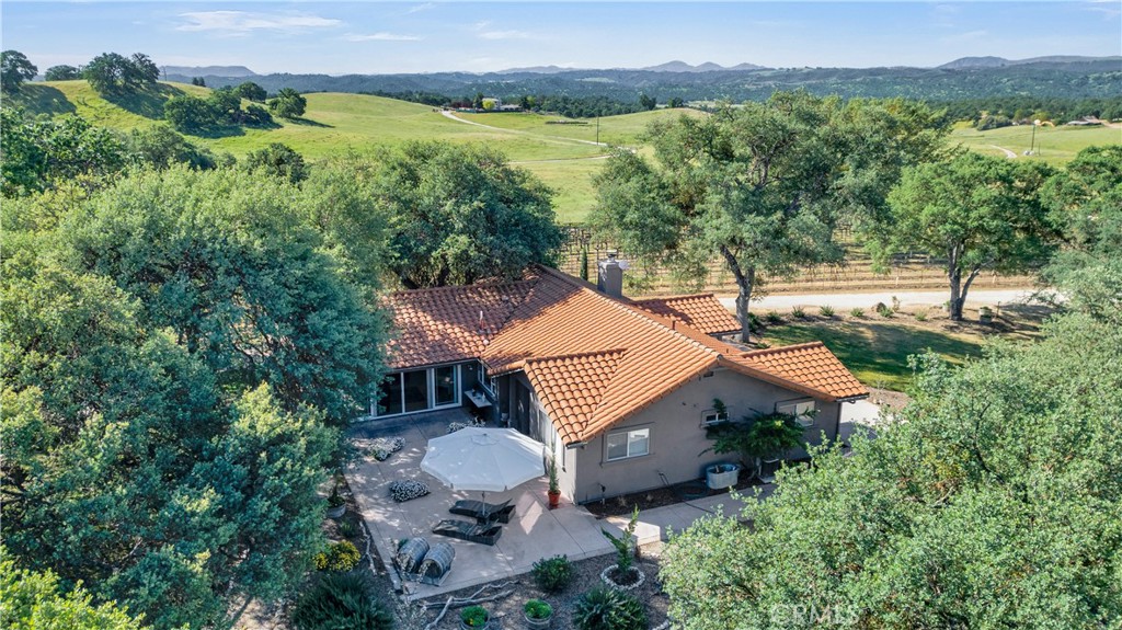 53600 Bradley Lockwood