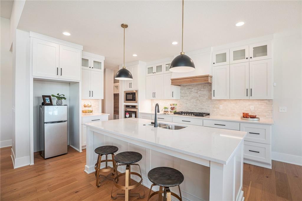 2317 SW Morris Drive