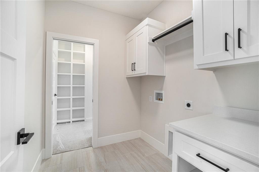 2317 SW Morris Drive