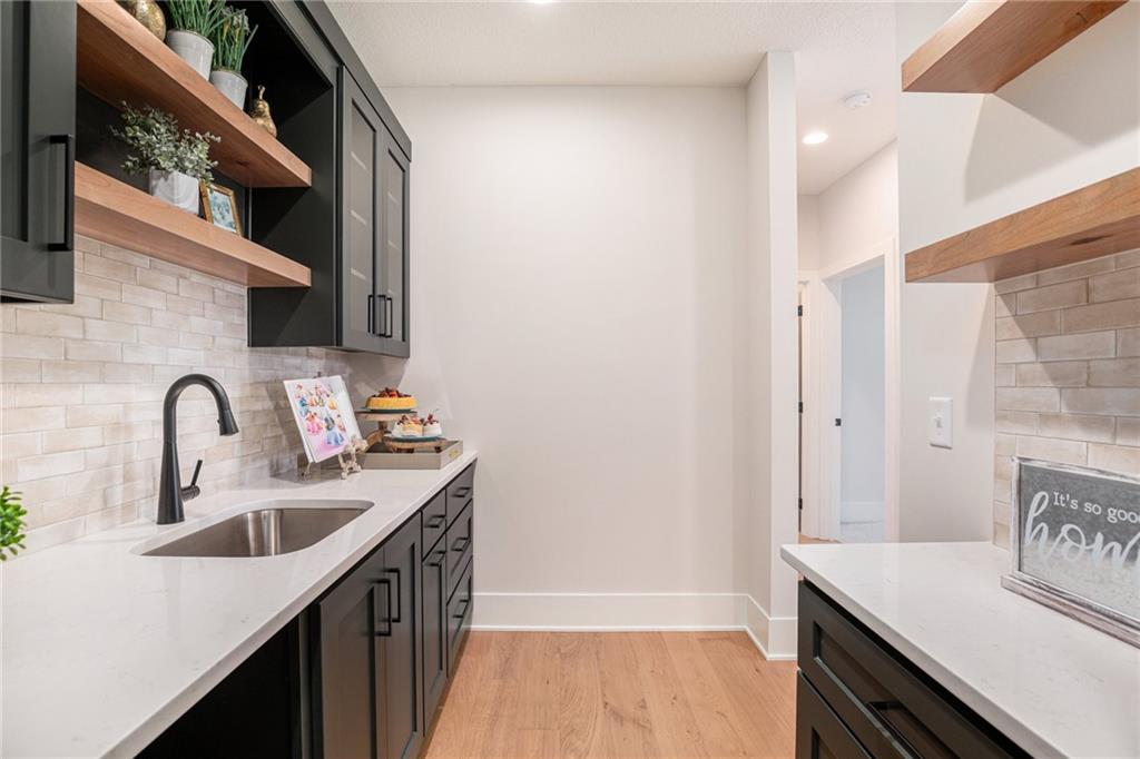 2317 SW Morris Drive