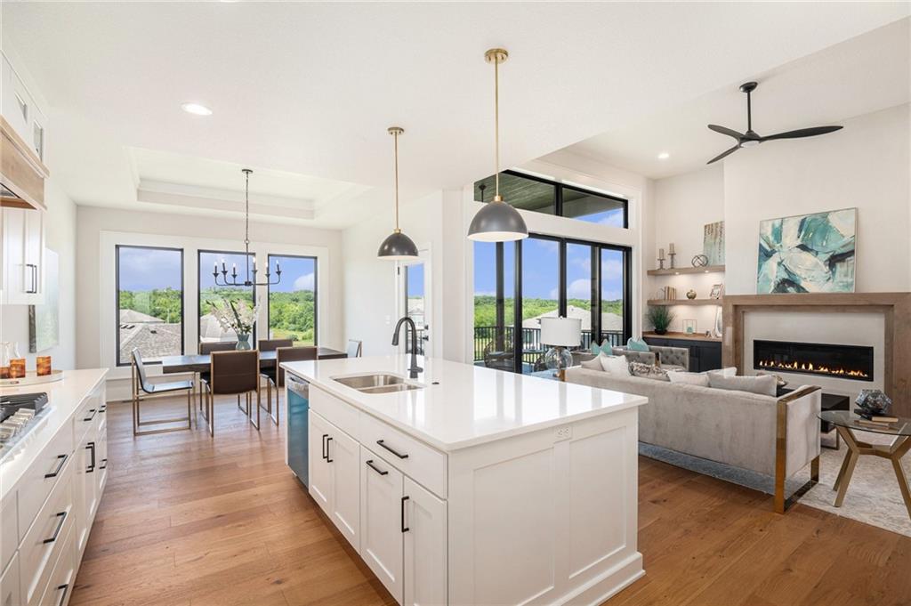 2317 SW Morris Drive