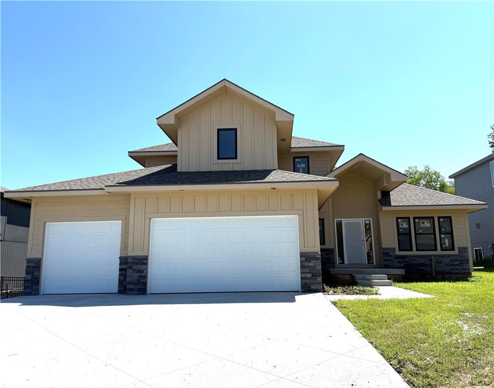 3217 SW Saddlebred Terrace