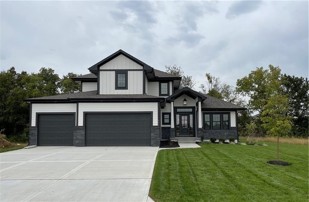 3217 SW Saddlebred Terrace