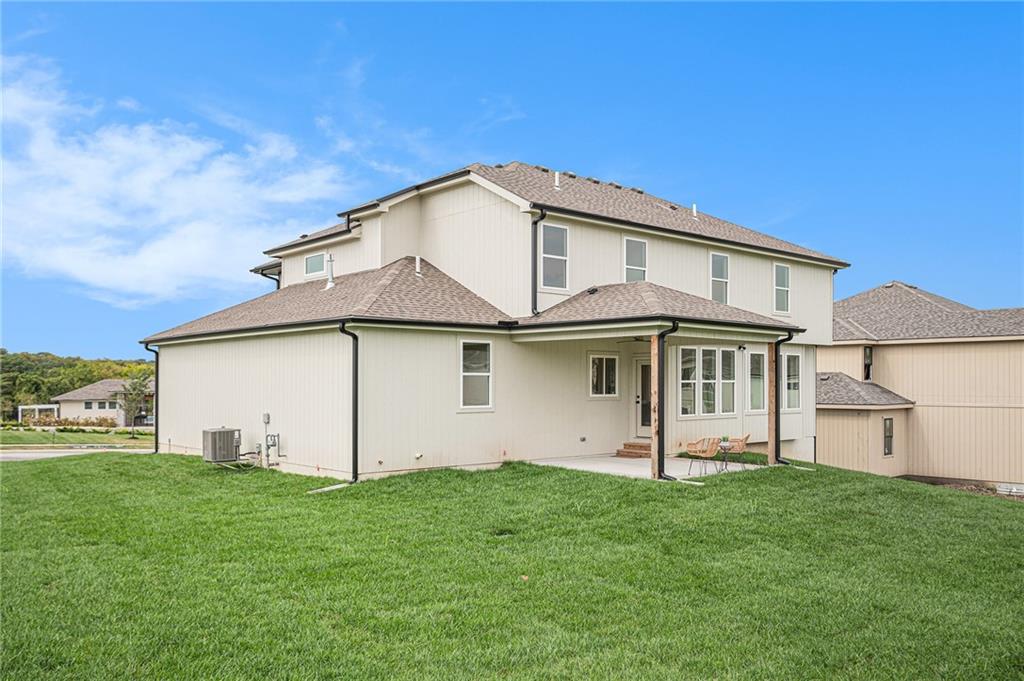 3141 SW Summit View Trail