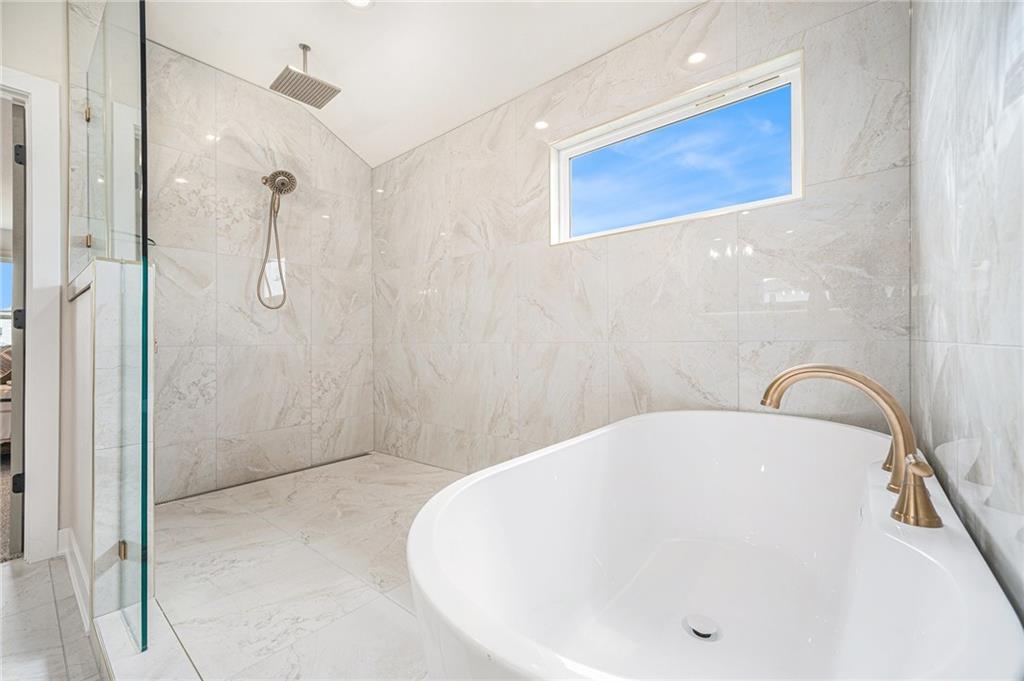 3141 SW Summit View Trail