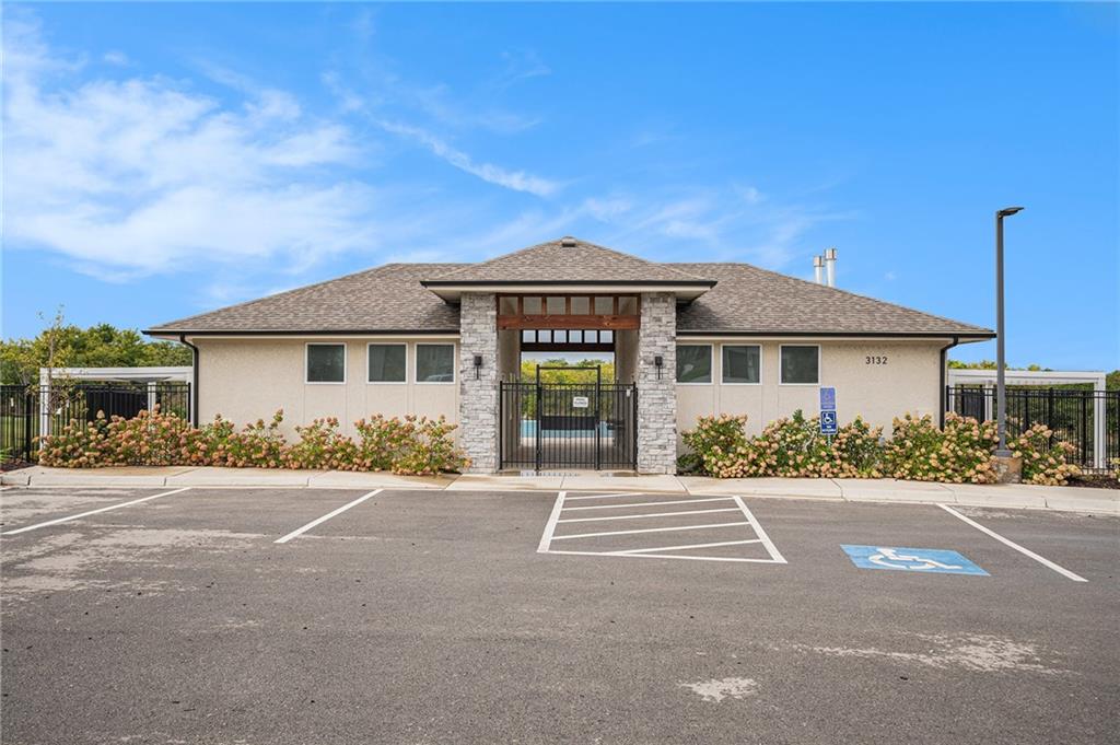 3141 SW Summit View Trail