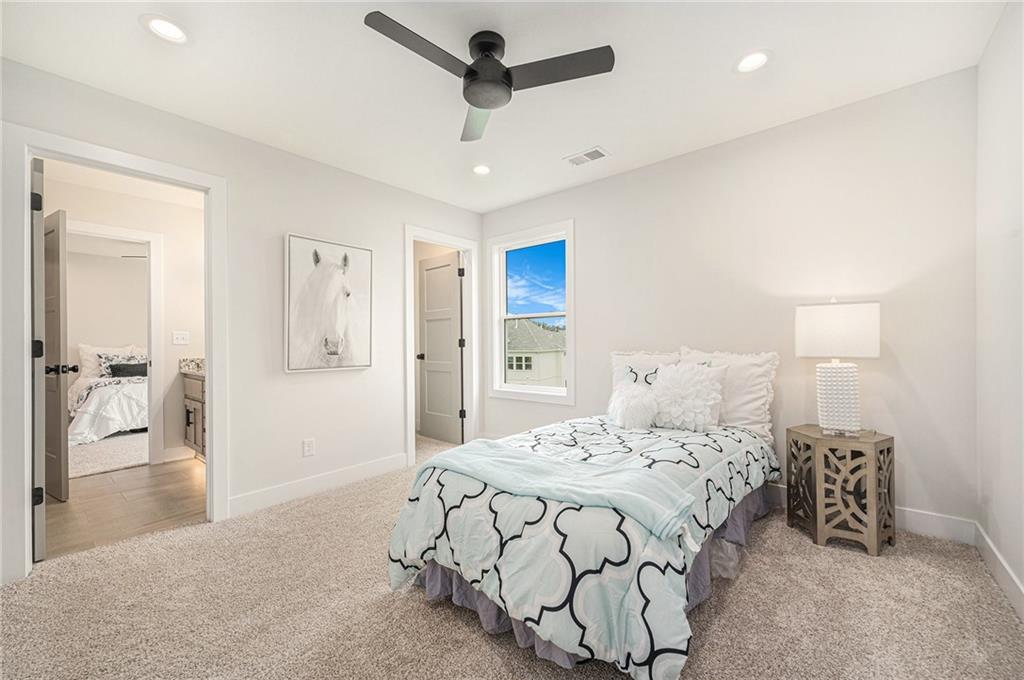 3141 SW Summit View Trail