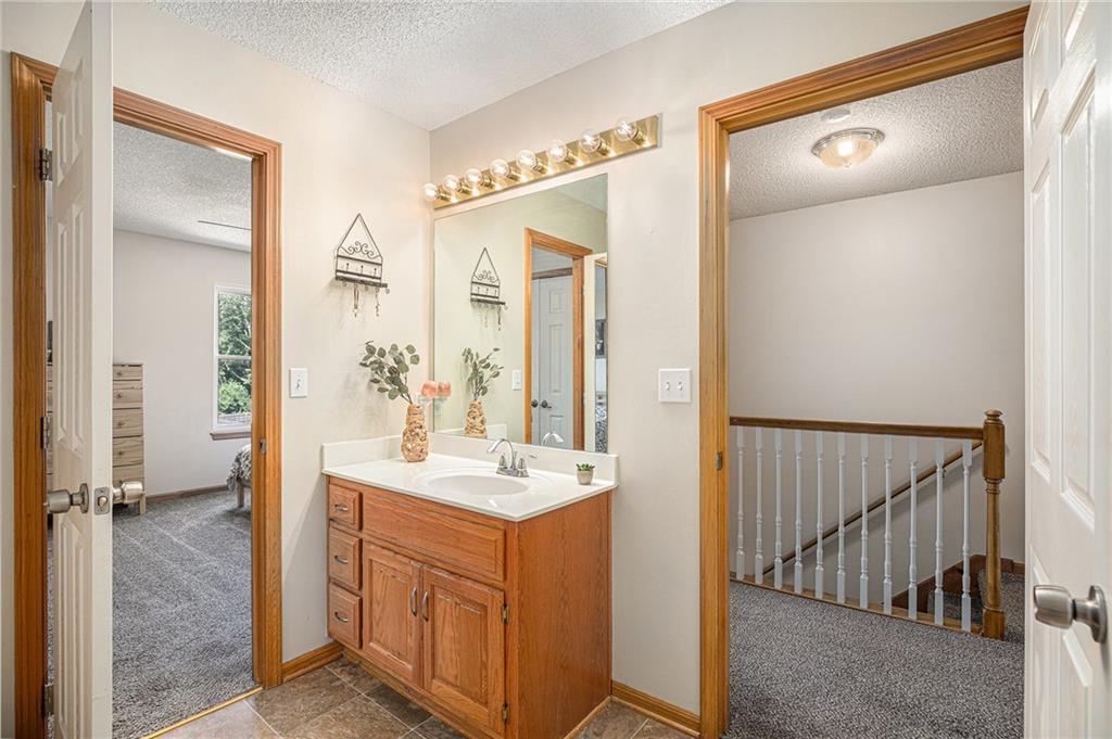 205 SW Pinetree Lane Unit: C