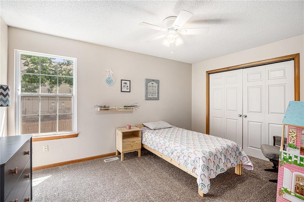 205 SW Pinetree Lane Unit: C